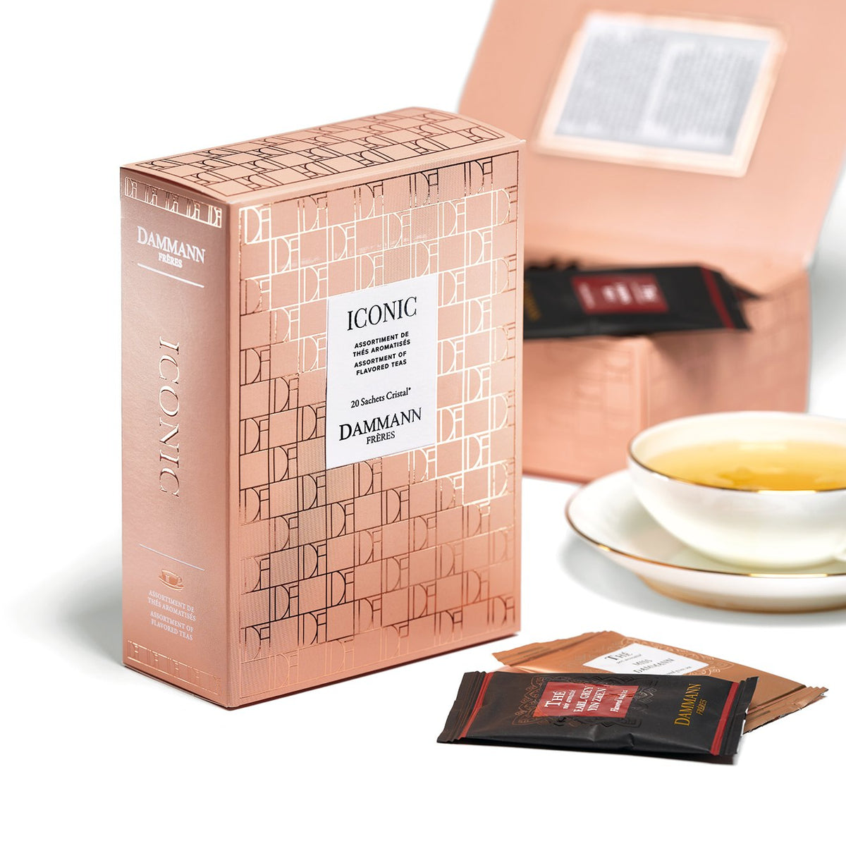 Dammann Frères Iconic gift box with tea sachets and a cup