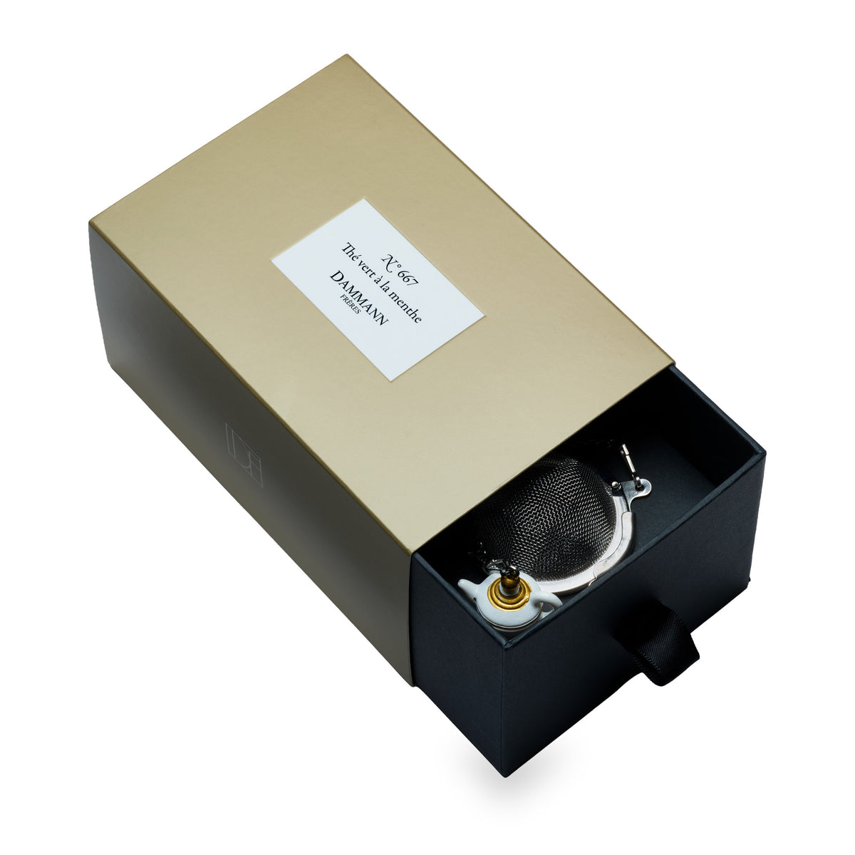 N°667 Thé vert à la menthe gift box by Dammann Frères, drawer half open