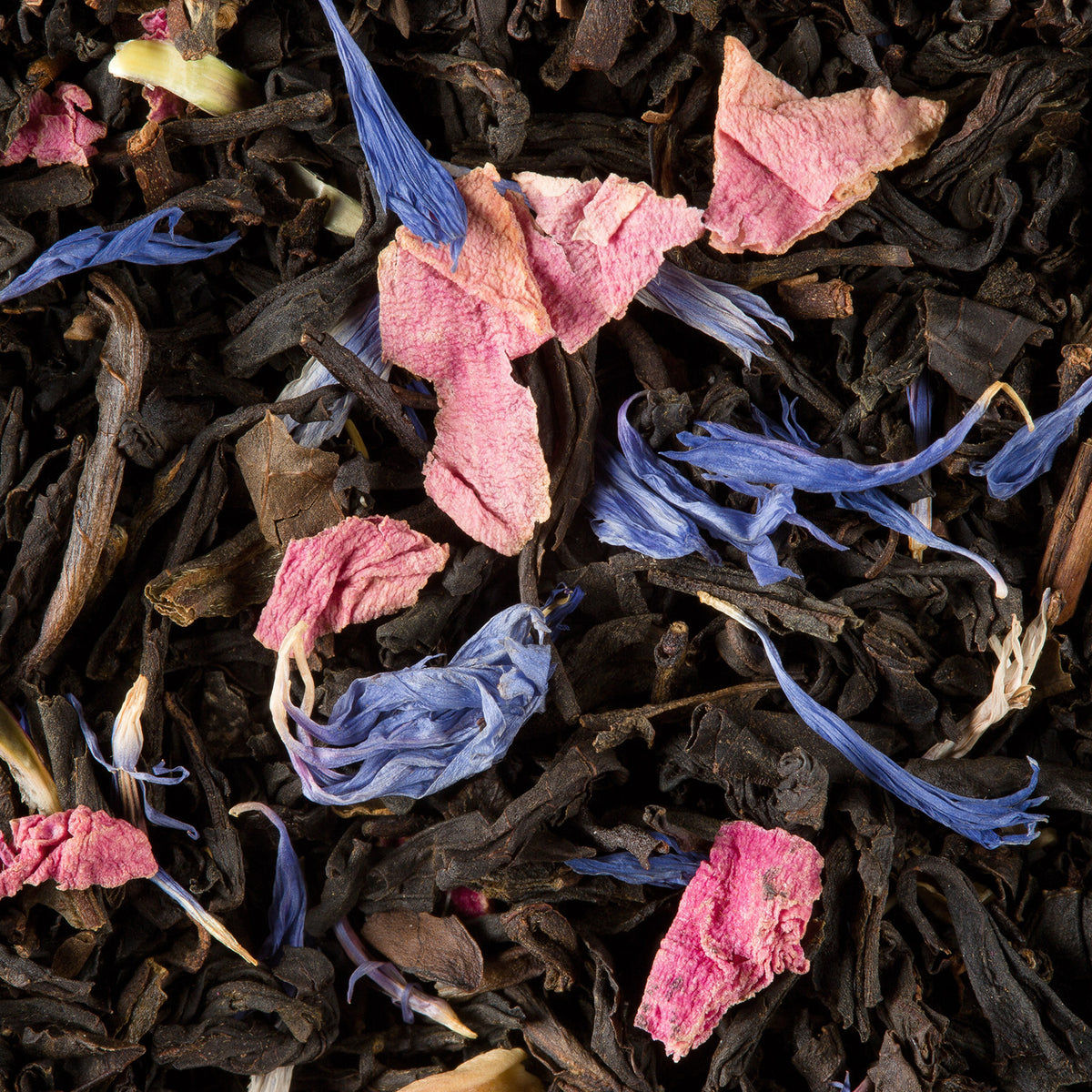 Close-up of Coquelicot Gourmand loose-leaf tea by Dammann Frères