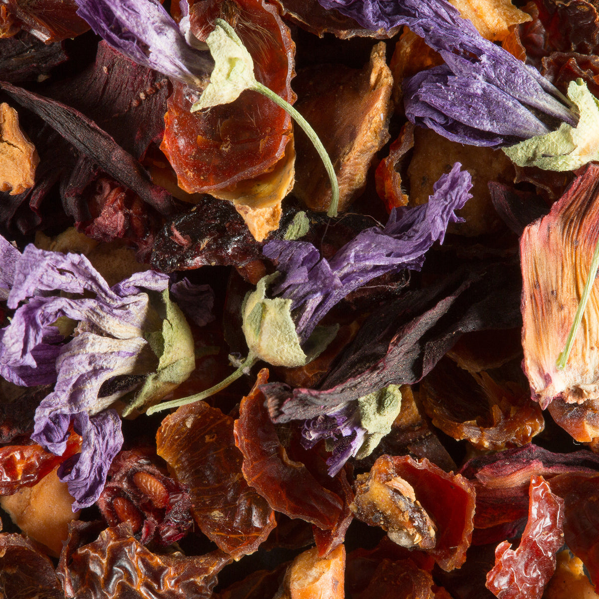 Close-up of Carcadet Passion Framboise loose fruit infusion by Dammann Frères