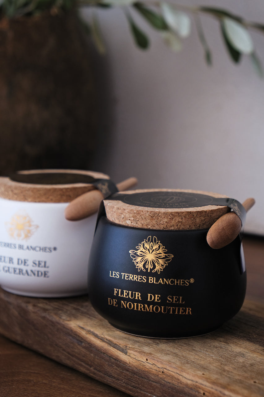 Les Terres Blanches fleur de sel in a ceramic pot with cork lid