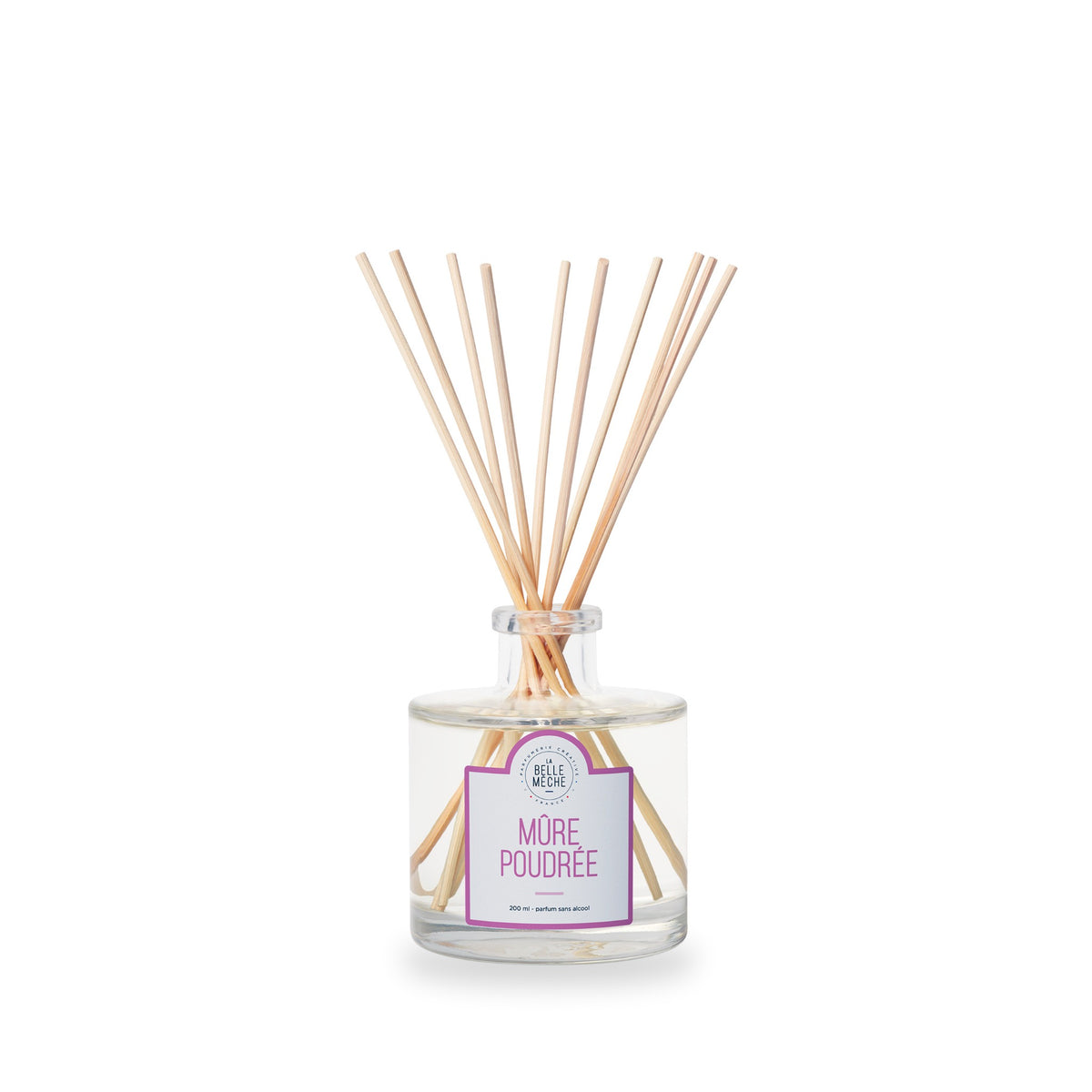 Diffuseur à bâtonnets Mûre Poudrée de La Belle Mèche, pot en verre de 200 ml