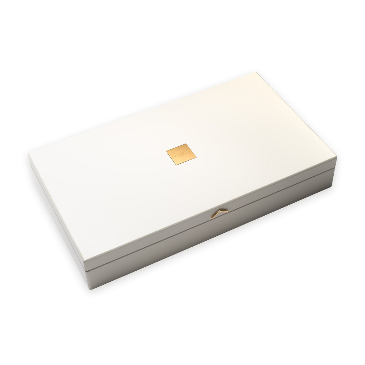 Palace Tea Box by Dammann Frères, white lacquered wood, closed