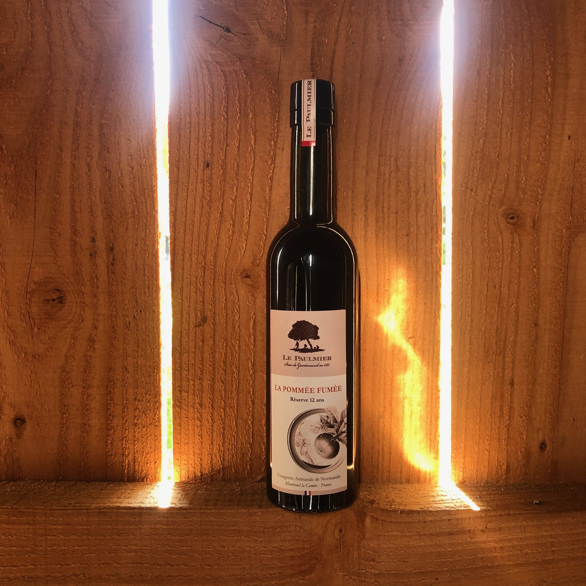 Le Paulmier La Pommée Fumée in the light of the cellar